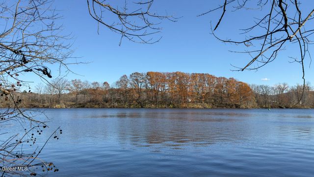 733 Hudson River Road, Halfmoon, NY 12118