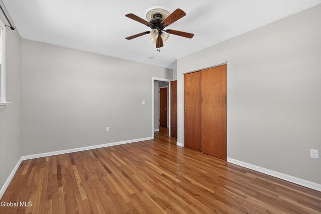 733 Hudson River Road, Halfmoon, NY 12118