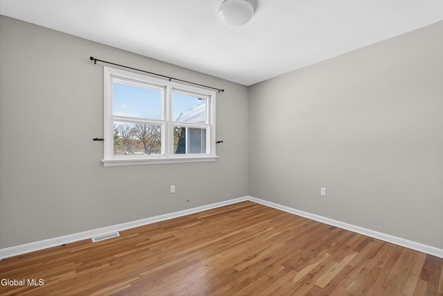 733 Hudson River Road, Halfmoon, NY 12118