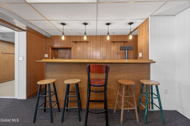 733 Hudson River Road, Halfmoon, NY 12118