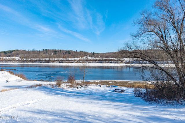 733 Hudson River Road, Halfmoon, NY 12118