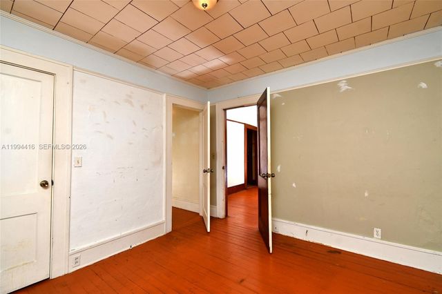3381 Edgewood Ave., Fort Myers, FL 33916