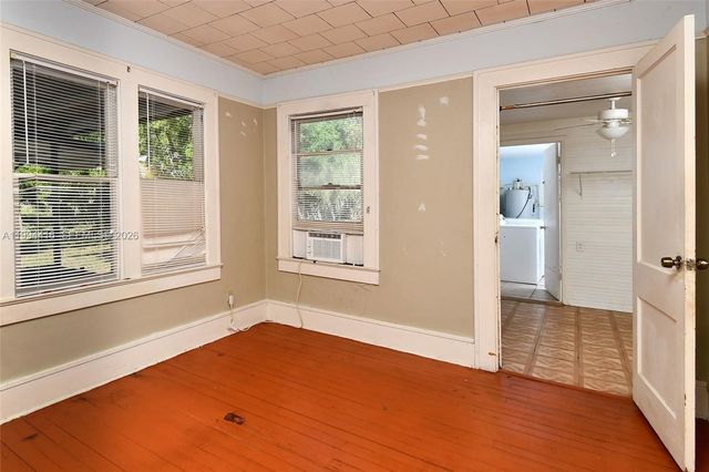 3381 Edgewood Ave., Fort Myers, FL 33916