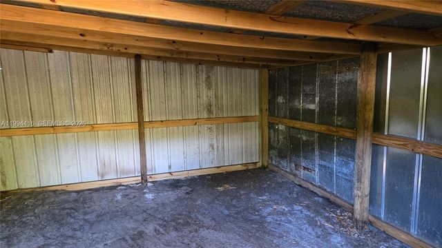 3381 Edgewood Ave., Fort Myers, FL 33916