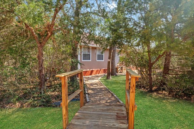 701 Birch Forest, Somerville, TX 77879