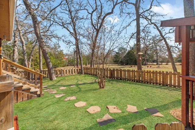 701 Birch Forest, Somerville, TX 77879