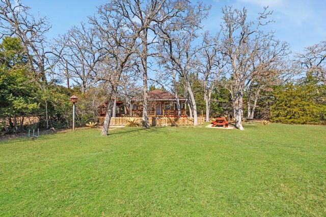 701 Birch Forest, Somerville, TX 77879