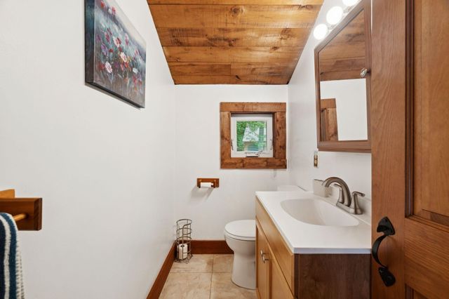 442 Jobs Creek Road, Sunapee, NH 03782