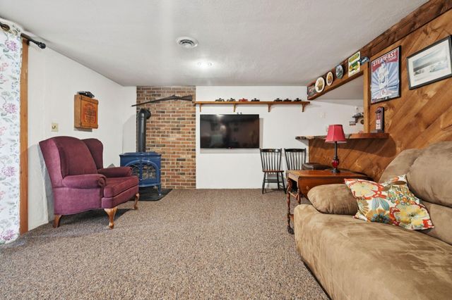 442 Jobs Creek Road, Sunapee, NH 03782