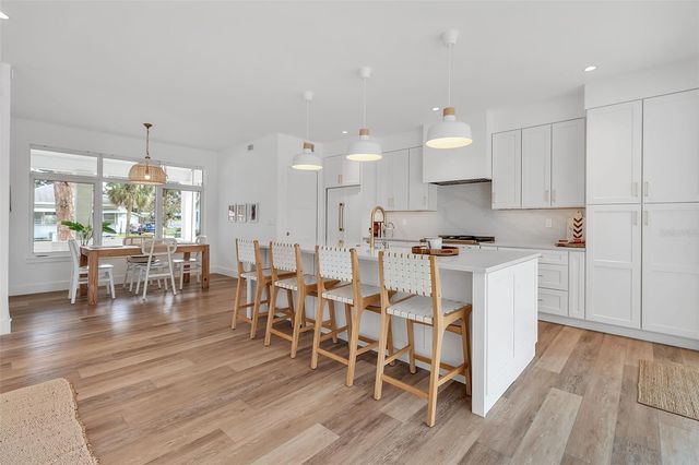 1642 ARLINGTON STREET, Sarasota, FL 34239