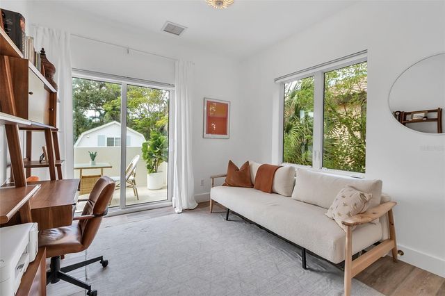 1642 ARLINGTON STREET, Sarasota, FL 34239