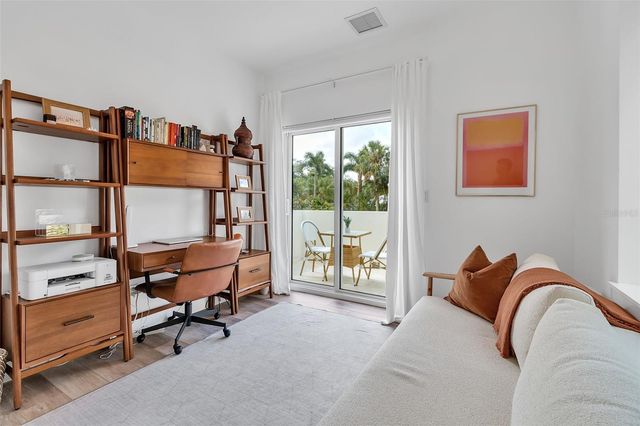 1642 ARLINGTON STREET, Sarasota, FL 34239