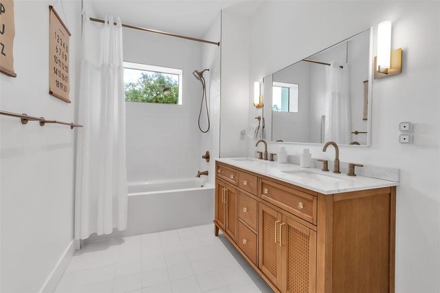 1642 ARLINGTON STREET, Sarasota, FL 34239