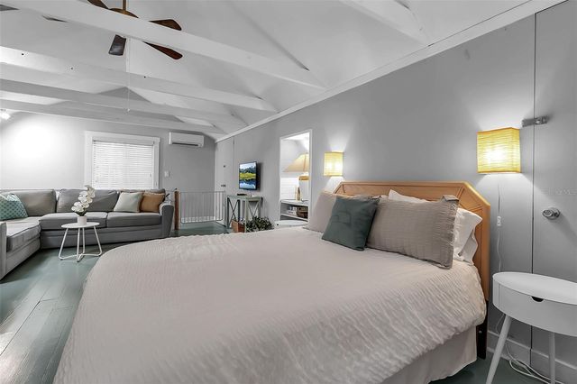 1642 ARLINGTON STREET, Sarasota, FL 34239