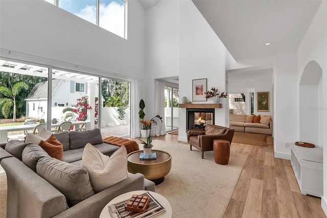 1642 ARLINGTON STREET, Sarasota, FL 34239