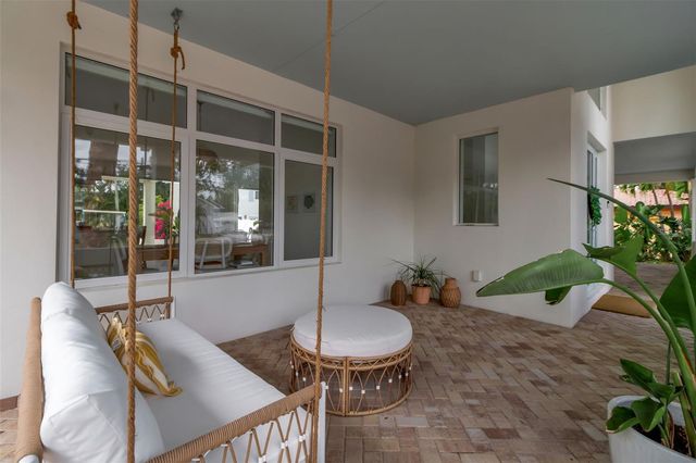 1642 ARLINGTON STREET, Sarasota, FL 34239