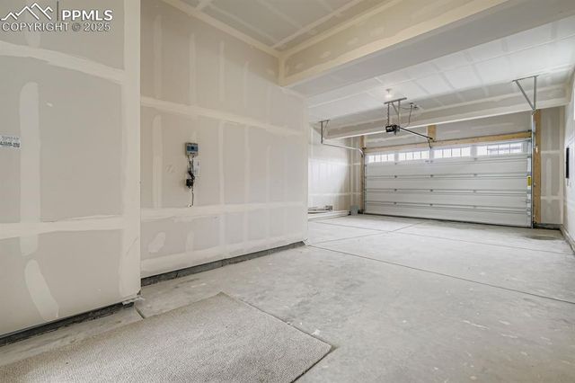 8441 W Dines Boulevard, Colorado Springs, CO 80908