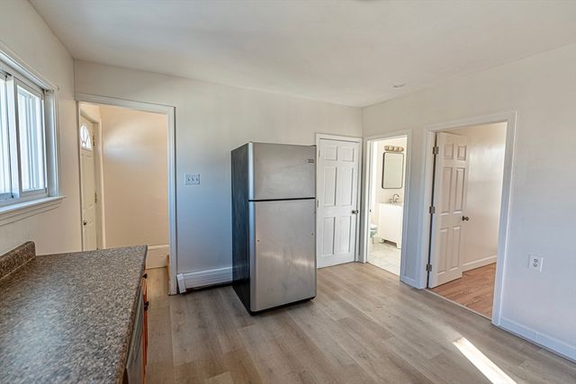 64-R Hazard St, New Bedford, MA 02740