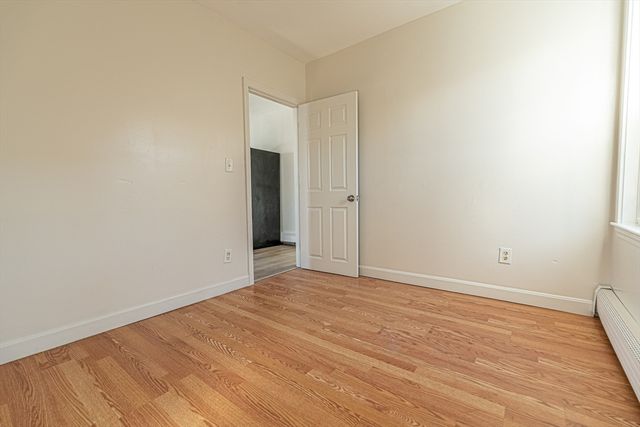 64-R Hazard St, New Bedford, MA 02740