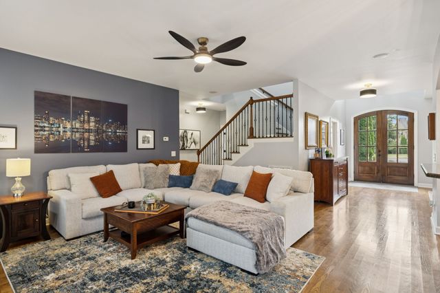 1054 Five Coves Trce, Gallatin, TN 37066