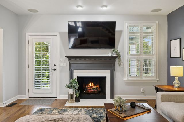 1054 Five Coves Trce, Gallatin, TN 37066