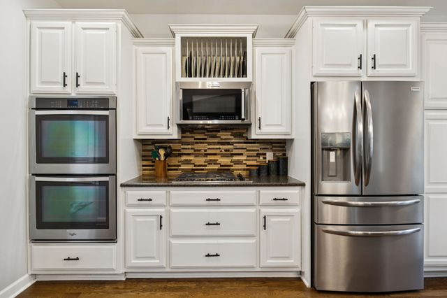 1054 Five Coves Trce, Gallatin, TN 37066