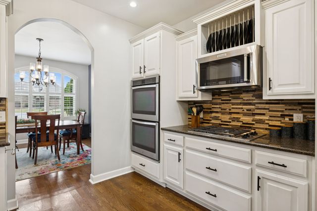 1054 Five Coves Trce, Gallatin, TN 37066