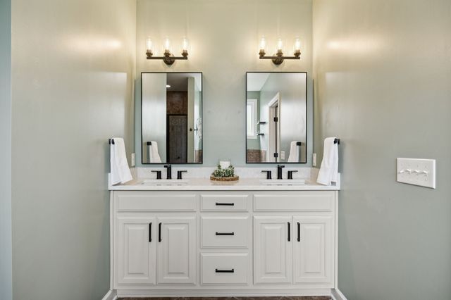 1054 Five Coves Trce, Gallatin, TN 37066