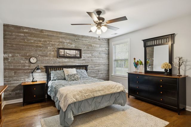 1054 Five Coves Trce, Gallatin, TN 37066