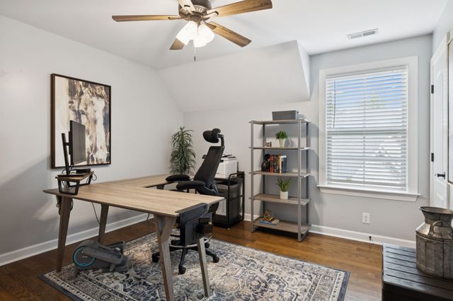 1054 Five Coves Trce, Gallatin, TN 37066