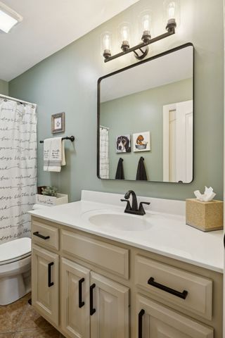 1054 Five Coves Trce, Gallatin, TN 37066