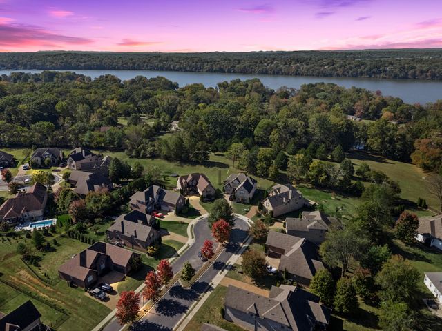 1054 Five Coves Trce, Gallatin, TN 37066