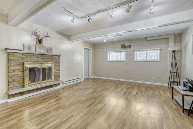 1800 Edward Street, North Saint Paul, MN 55109