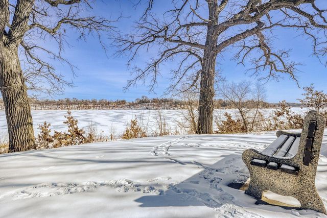 1800 Edward Street, North Saint Paul, MN 55109