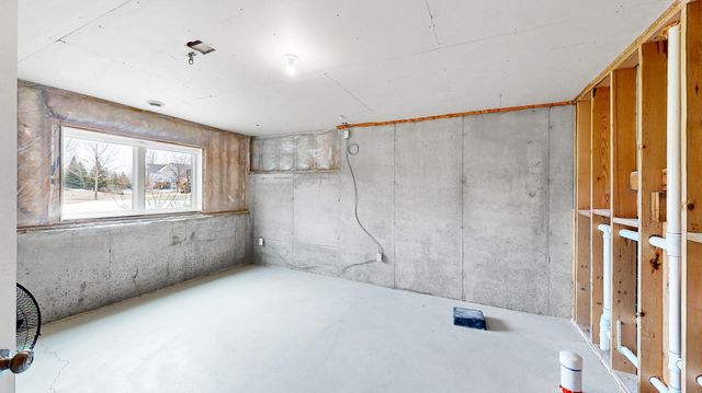 16636 Eagleview Drive, Lakeville, MN 55044