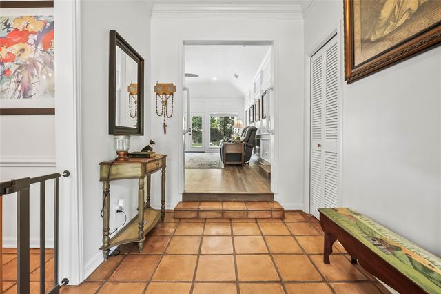 112 Broken Bough Lane, Conroe, TX 77304