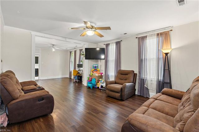 414 Lee ST, Hampton, VA 23669