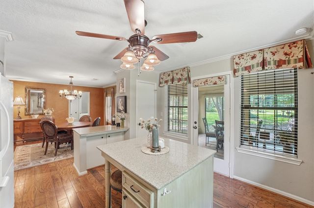70 Oak Leaf Drive, Huffman, TX 77336