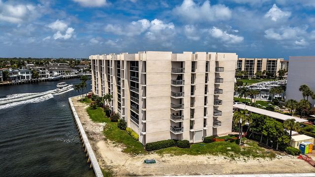 2697 N Ocean Boulevard F-501, Boca Raton, FL 33431