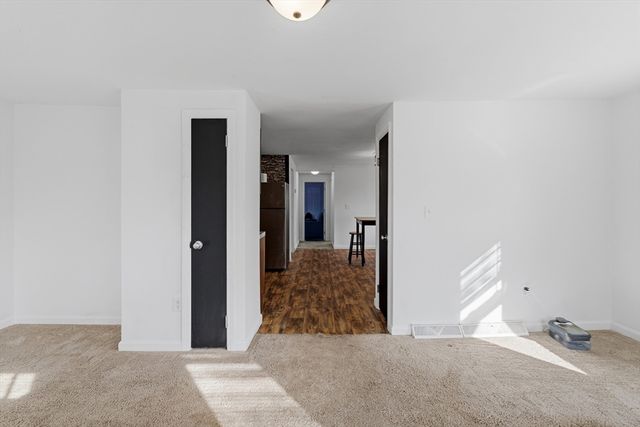 21 Golf St, Fairhaven, MA 02719