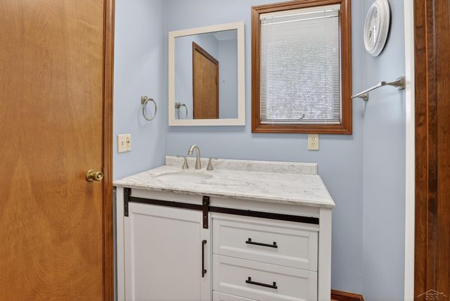 385 S Orr Road, Hemlock, MI 48626