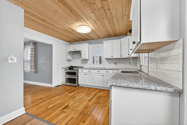 934 Davis Avenue, Newark, OH 43055