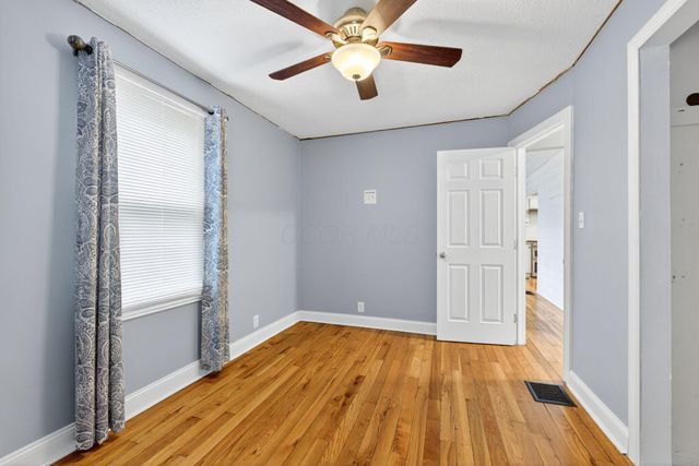 934 Davis Avenue, Newark, OH 43055