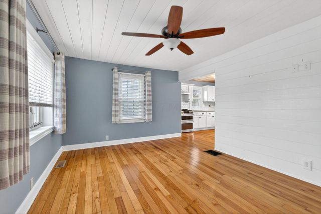 934 Davis Avenue, Newark, OH 43055