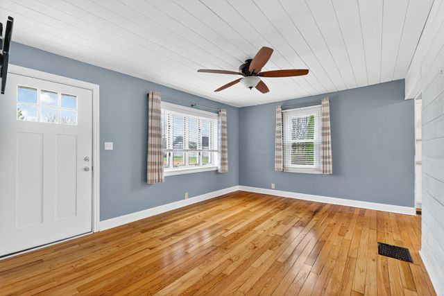 934 Davis Avenue, Newark, OH 43055