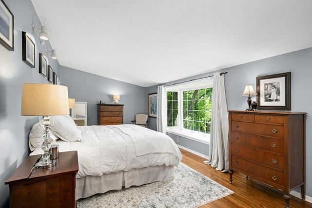 5337 Whiting Avenue, Edina, MN 55439