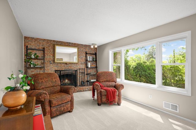 5337 Whiting Avenue, Edina, MN 55439