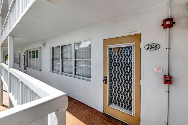 2043 Cambridge C, Deerfield Beach, FL 33442