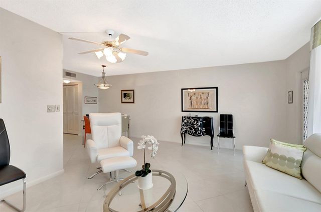 2043 Cambridge C, Deerfield Beach, FL 33442