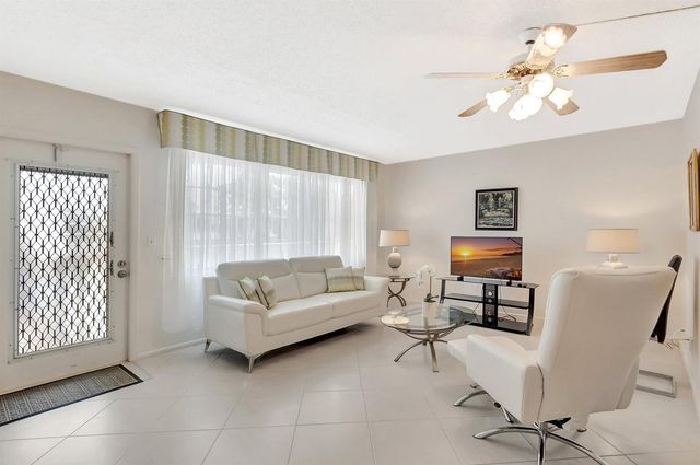 2043 Cambridge C, Deerfield Beach, FL 33442